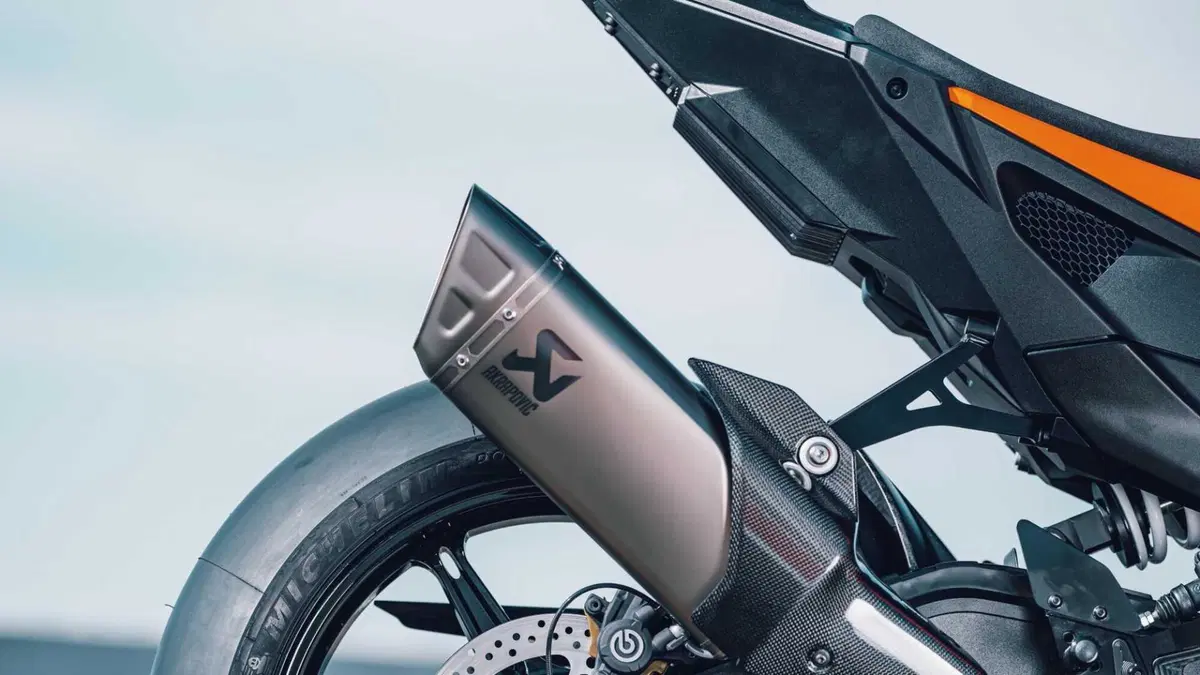 KTM 990 RC R 990 RC R (2026) (21)
