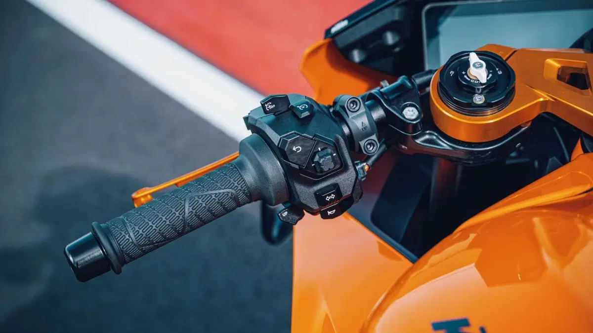 KTM 990 RC R 990 RC R (2026) (23)