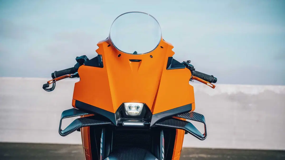 KTM 990 RC R 990 RC R (2026) (17)
