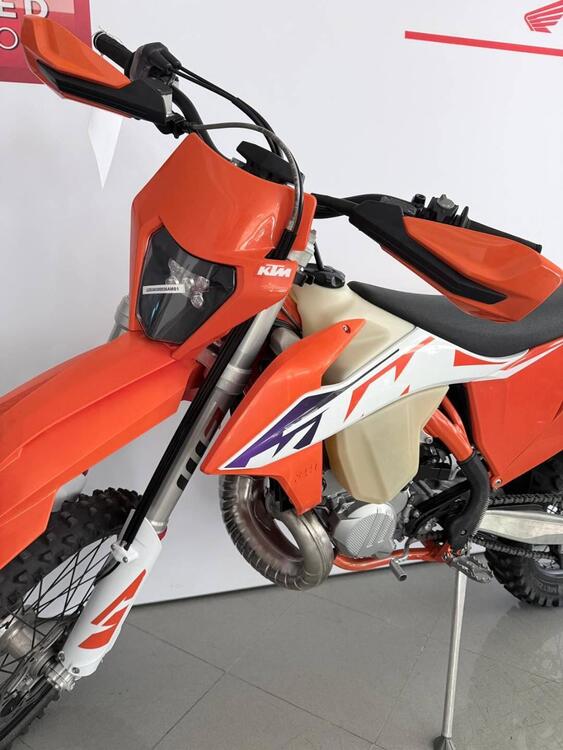 KTM 250 EXC TPI (2022) (3)