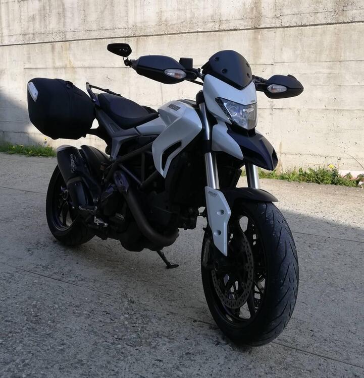 Ducati Hyperstrada 821 (2013 - 15) (5)
