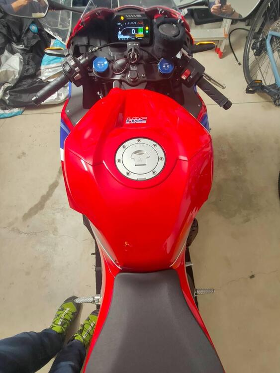 Honda CBR 600 RR (2024 - 25) (3)