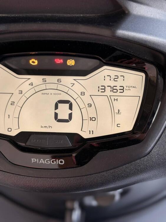 Piaggio Beverly 400 S (2025) (5)