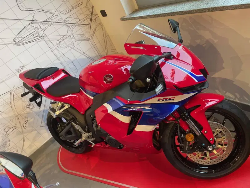 Honda CBR 600 RR (2024 - 26)