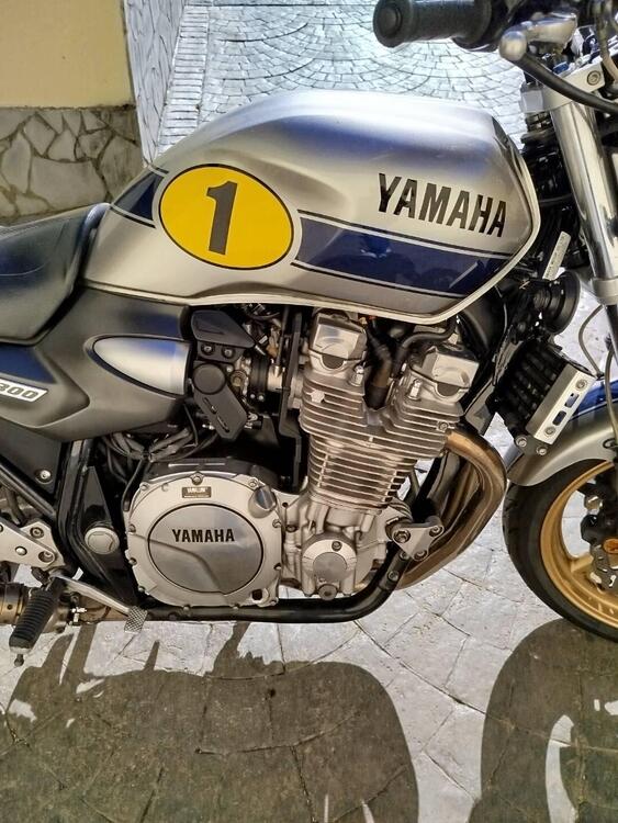 Yamaha XJR 1300 (2006 - 14) (3)