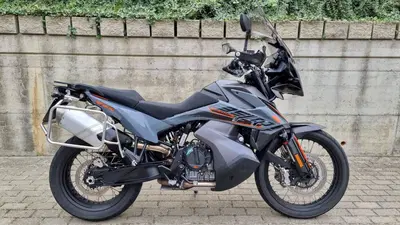 KTM 890 Adventure (2022) usata