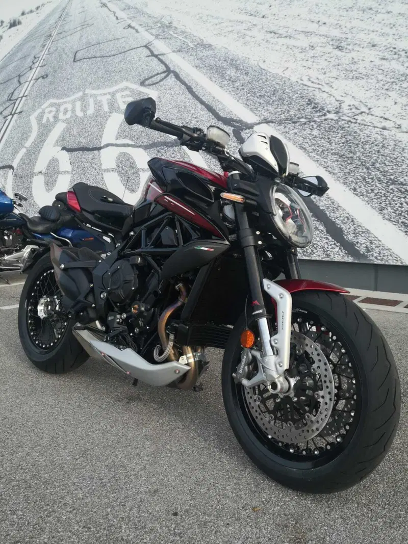 MV Agusta Dragster 800 RR SCS (2021 - 25) (4)