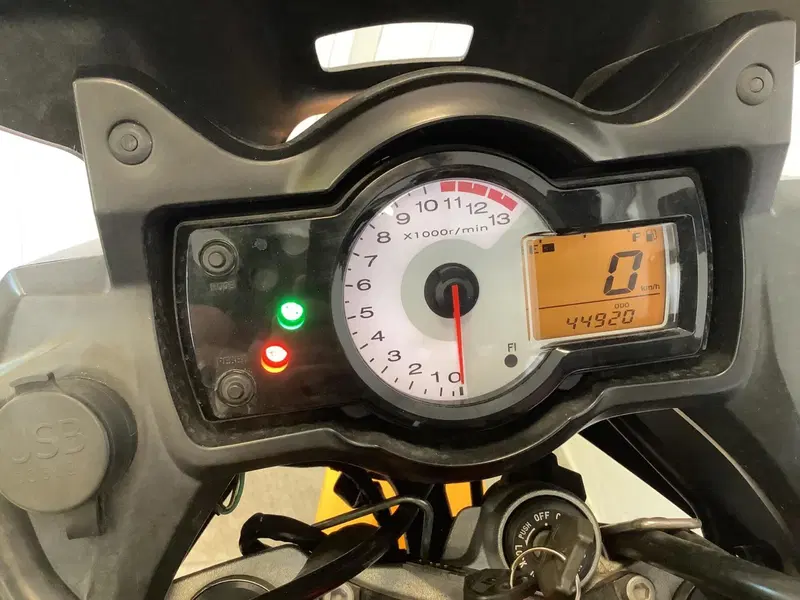 Kawasaki Versys 650 (2010 - 13) (6)