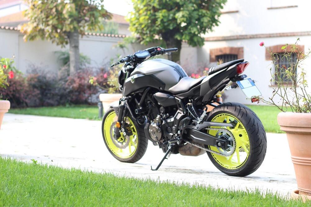 Yamaha MT-07 (2018 - 20) (3)