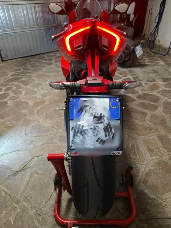 Ducati Panigale V4 S (2022 - 24) (3)