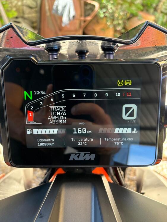 KTM 1290 Super Duke R (2021) (4)