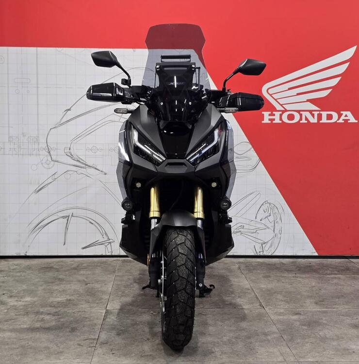 Honda X-ADV 750 DCT (2021 - 24) (2)