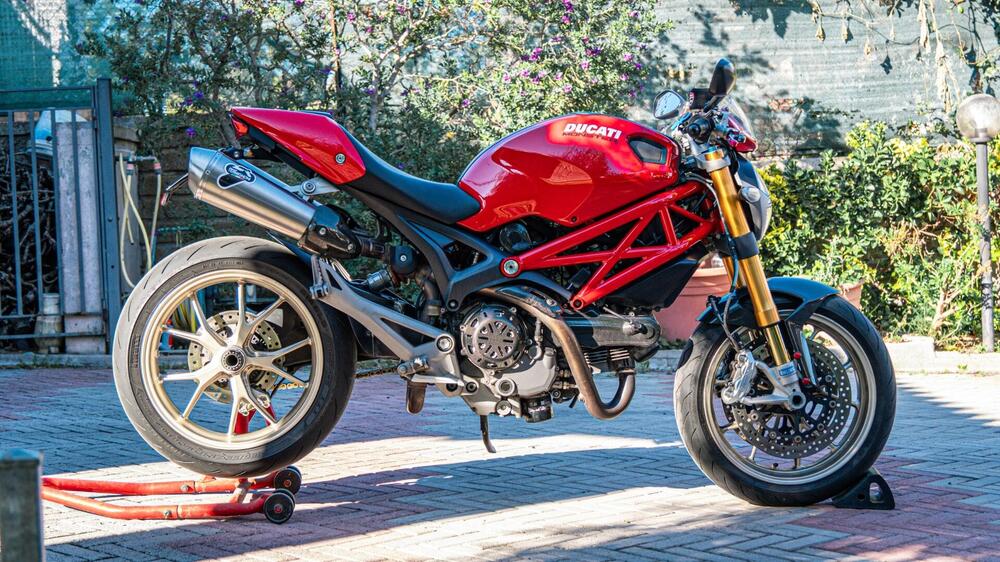 Ducati Monster 1100 S (2009-10)