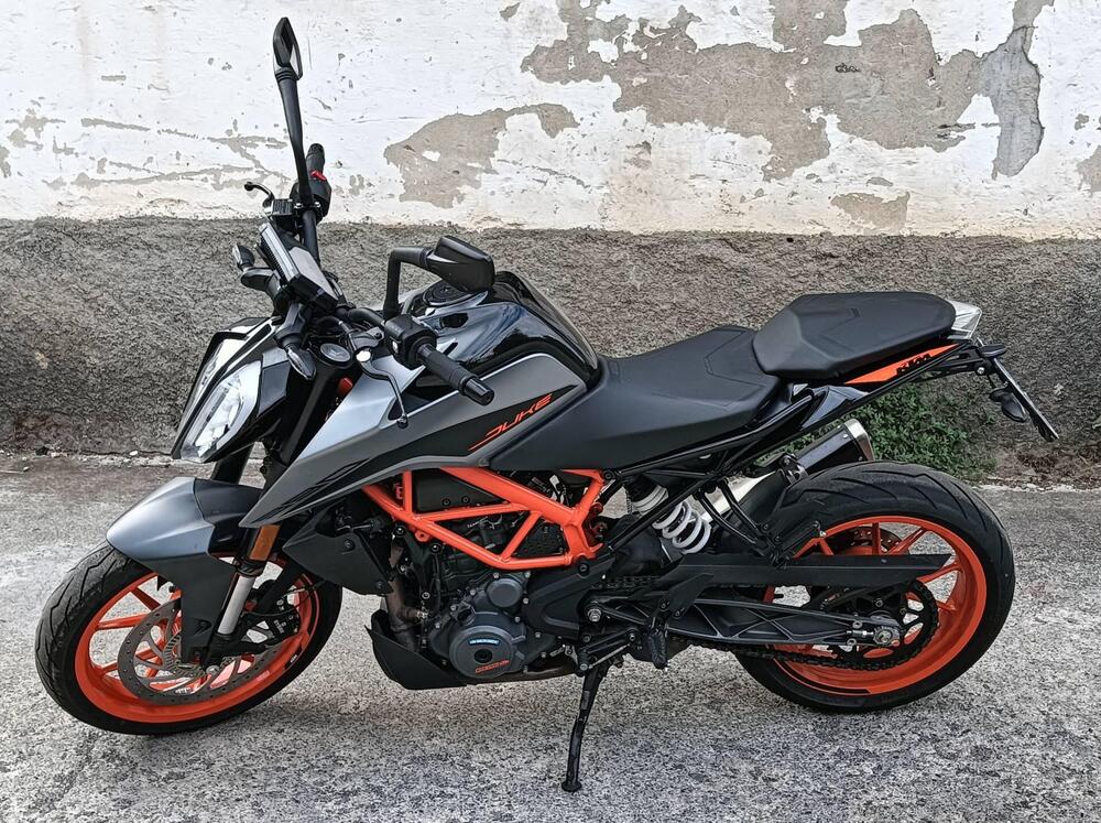 KTM 390 Duke (2021 - 23) (2)