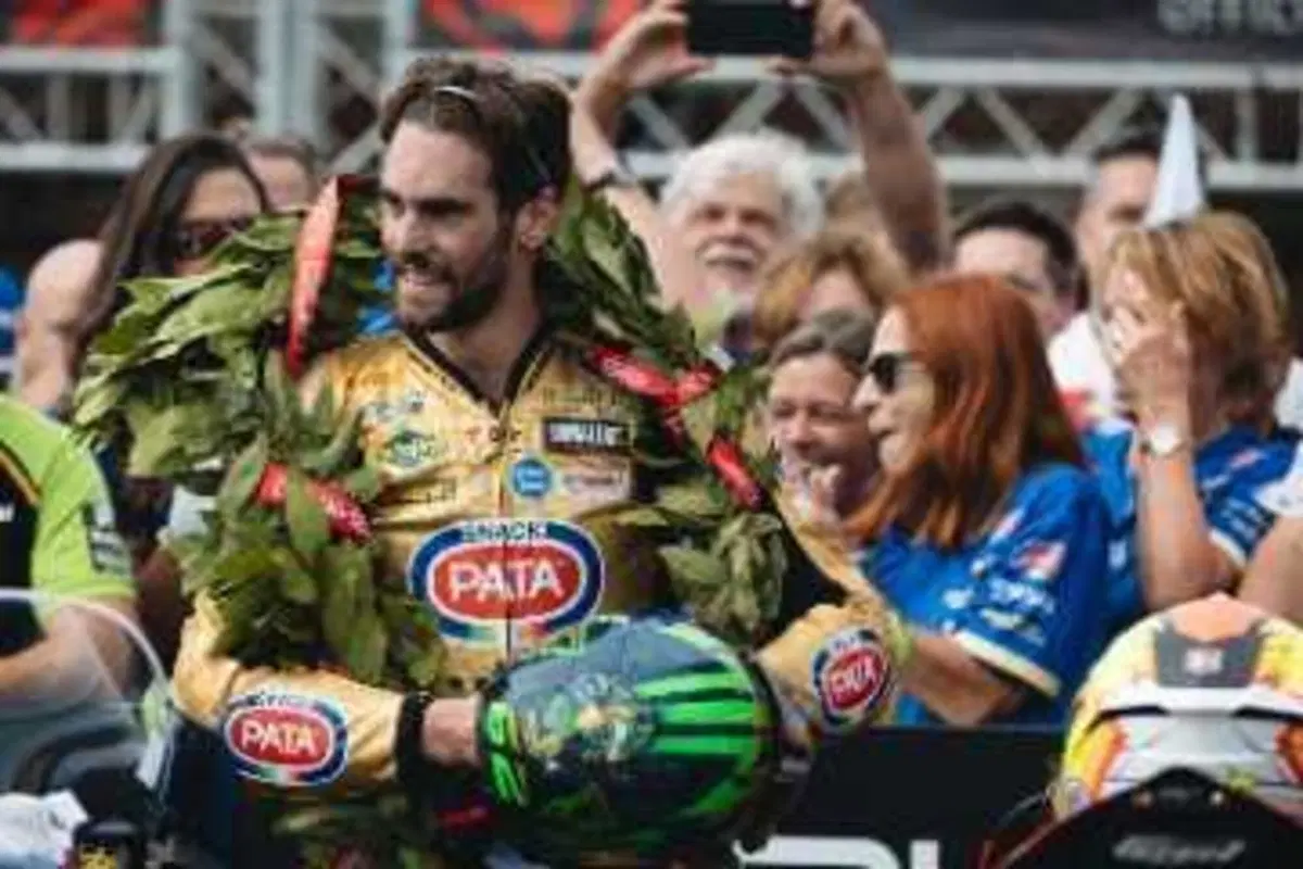 GP del Portogallo. Stefano Manzi è Campione del Mondo SSP 2025: missione compiuta. E ora la SBK! [GALLERY] (2)
