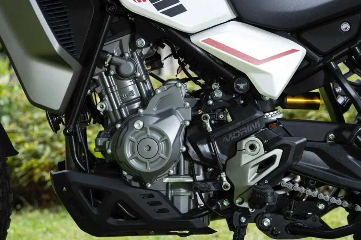 Moto Morini Alltrhike 450: la migliore adventure sotto i 6000 euro? - la prova di Moto.it [VIDEO e GALLERY] (3)