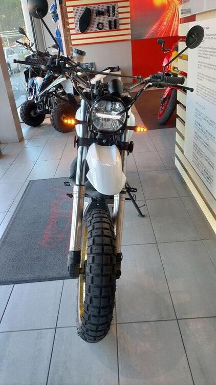 Mash Italia X-Ride 650 (2021 - 25) (4)