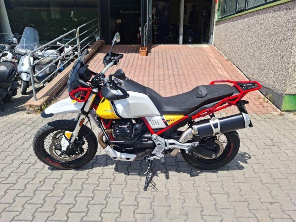 Moto Guzzi V85 TT Evocative Graphics (2019 - 20) (3)