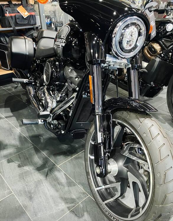 Harley-Davidson Sport Glide (2021 - 25) (2)