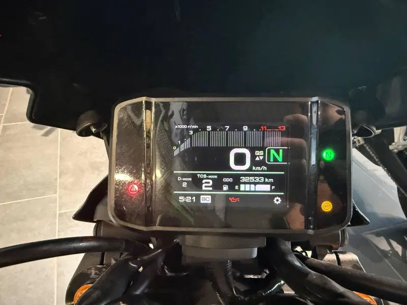 Yamaha MT-09 SP (2021 - 23) (3)