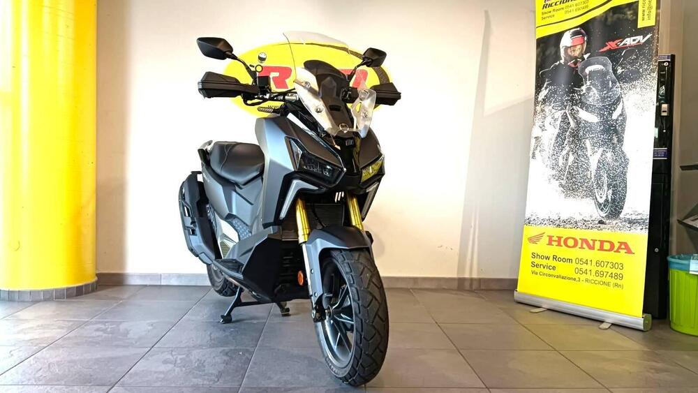 Sym ADXTG 400 (2025) (2)