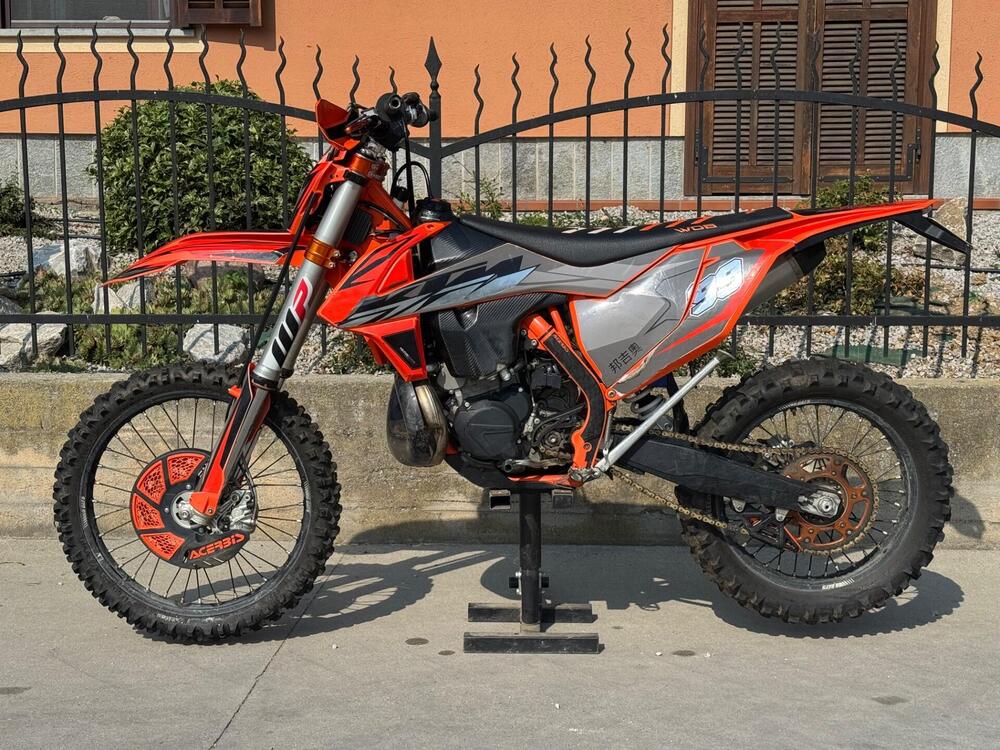 KTM 300 EXC E Six Days TPI (2018) (2)