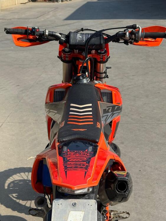 KTM 300 EXC E Six Days TPI (2018) (4)