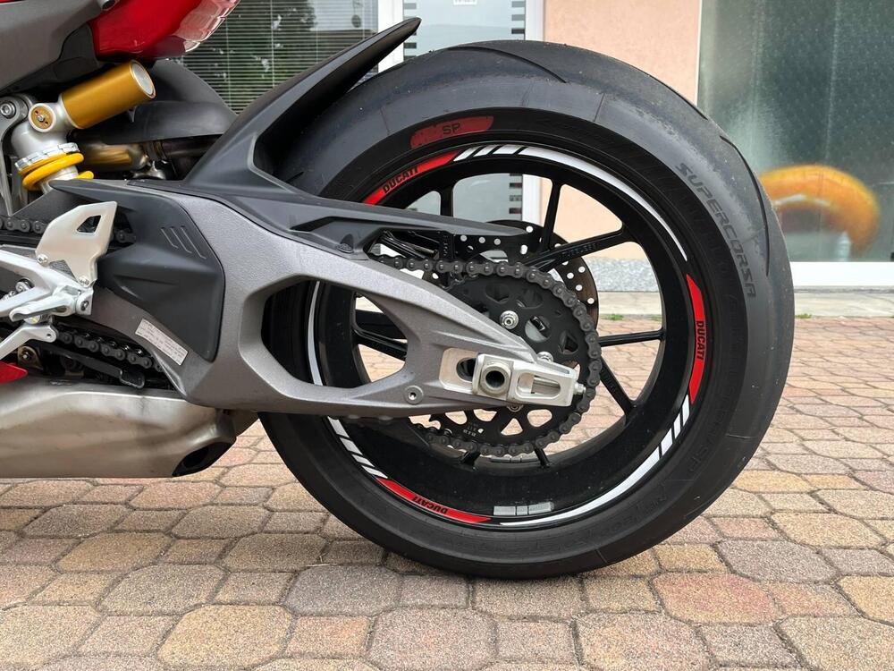 Ducati Panigale V4 (2025) (2)