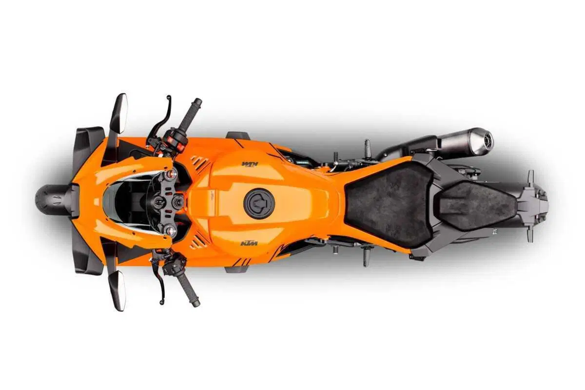 KTM 990 RC R 2026: lei è l'erede della RC8. Ecco il prezzo [VIDEO E GALLERY] (16)