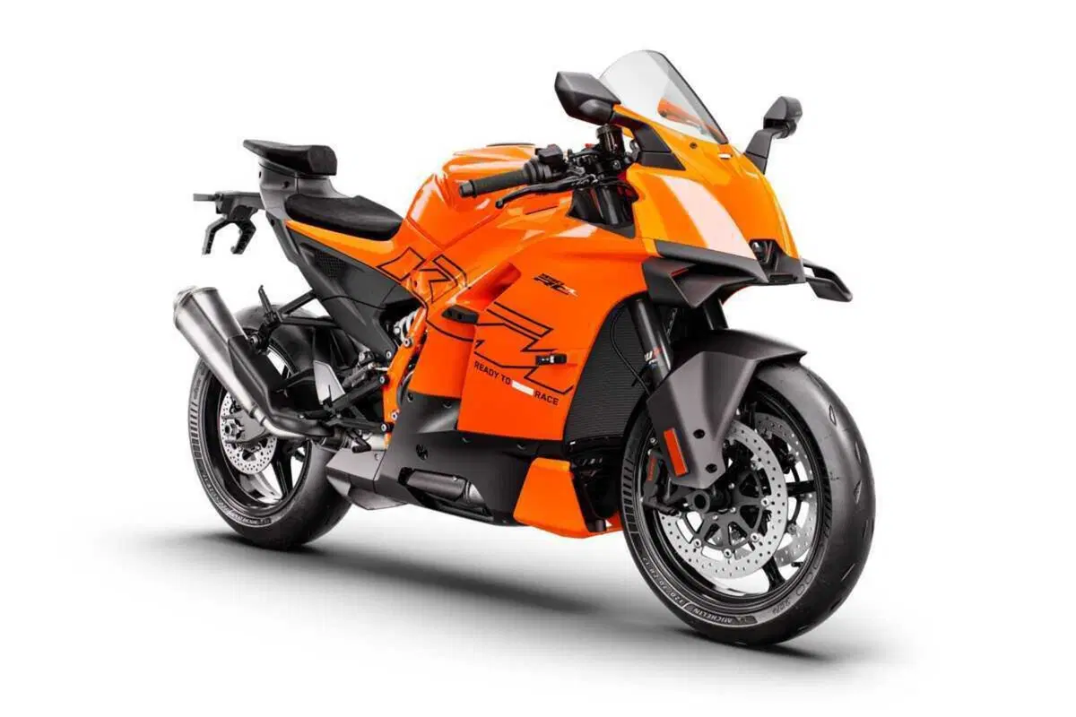 KTM 990 RC R 2026: lei è l'erede della RC8. Ecco il prezzo [VIDEO E GALLERY] (22)