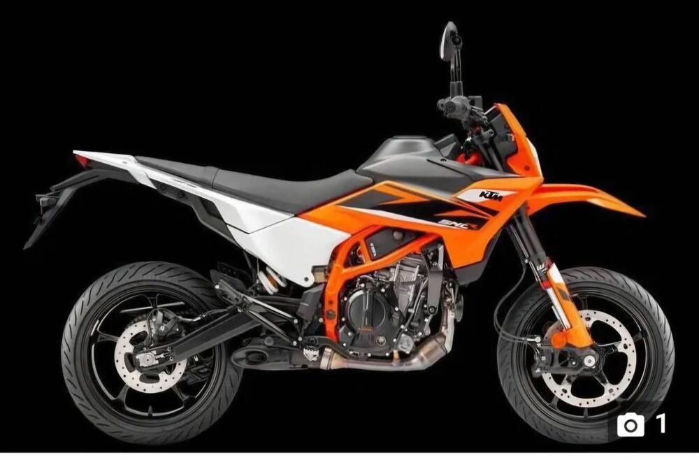 KTM 125 SMC R (2025)