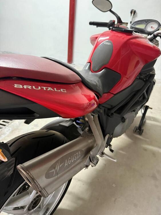 MV Agusta Brutale 750 S (2002 - 06) (2)
