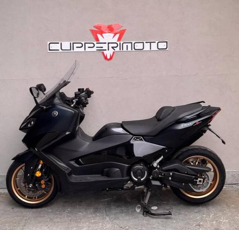 Yamaha T-Max 560 (2022 - 24) (2)