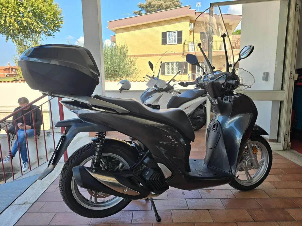 Honda SH 125i (2020 - 23) (3)