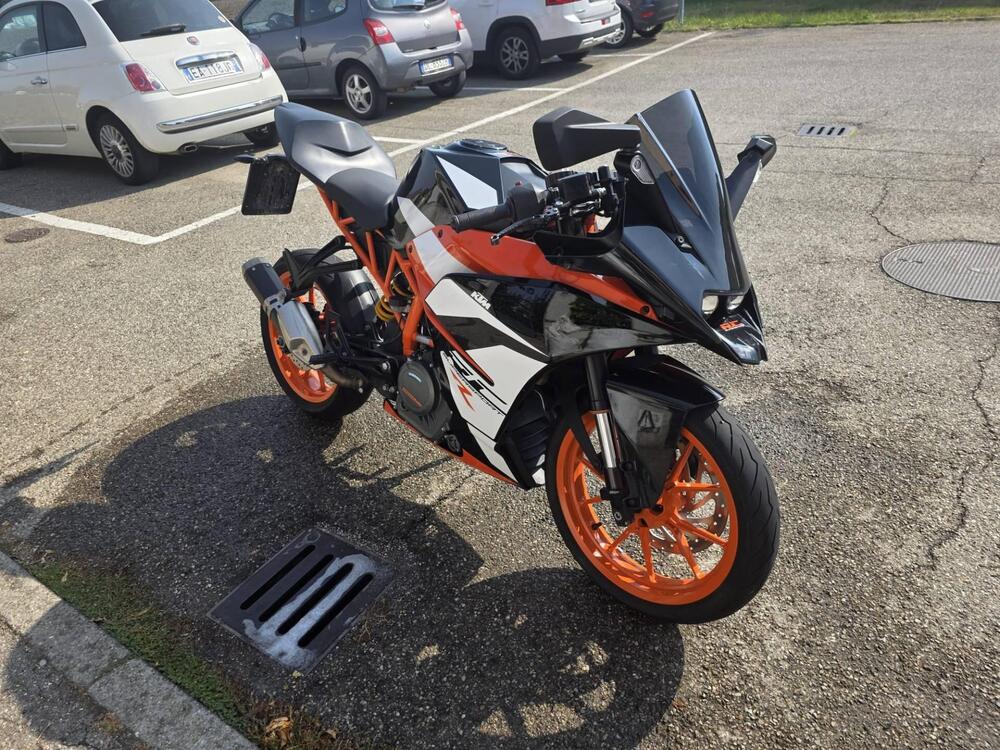 KTM RC 390 (2022 - 25) (3)