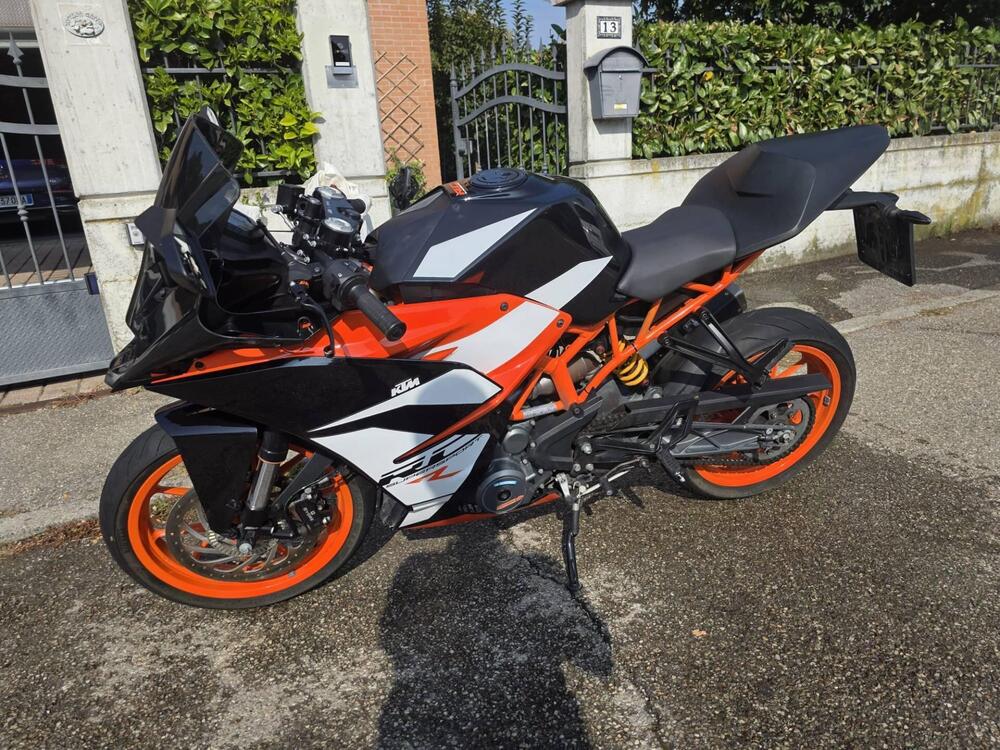 KTM RC 390 (2022 - 25) (5)