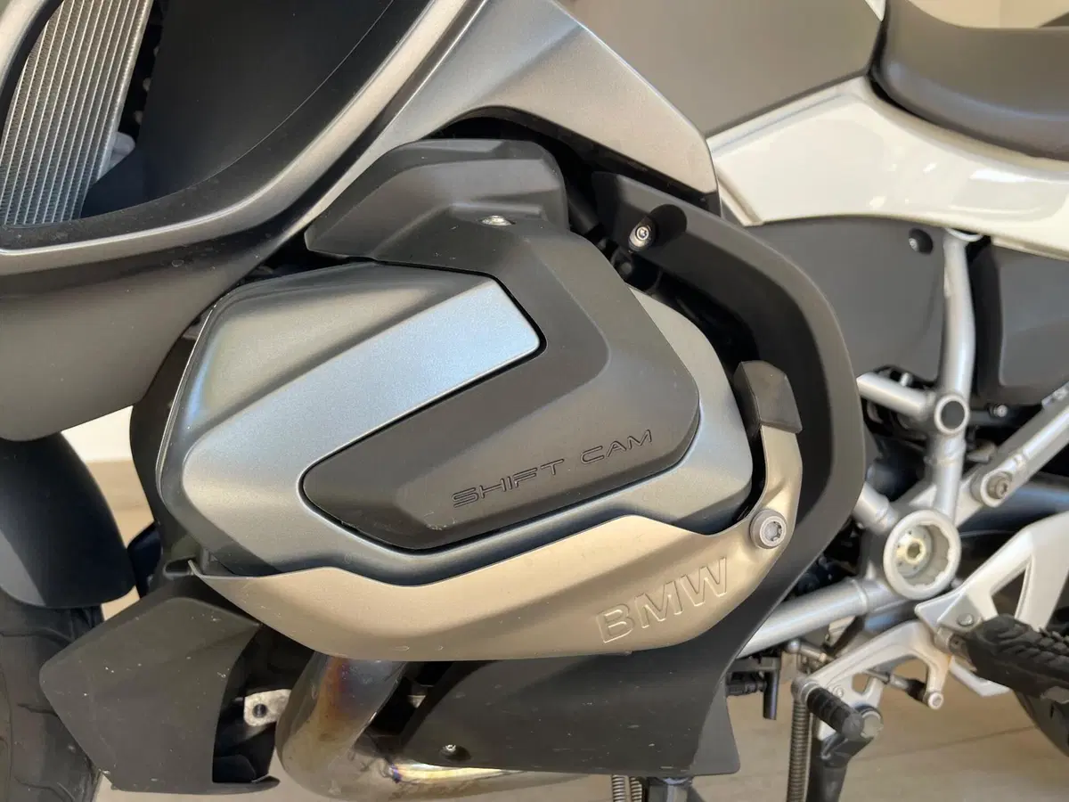 Bmw R 1250 RT (2021 - 25) (8)