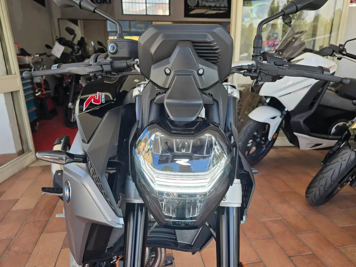 Bmw F 900 R (2021 - 24) (7)