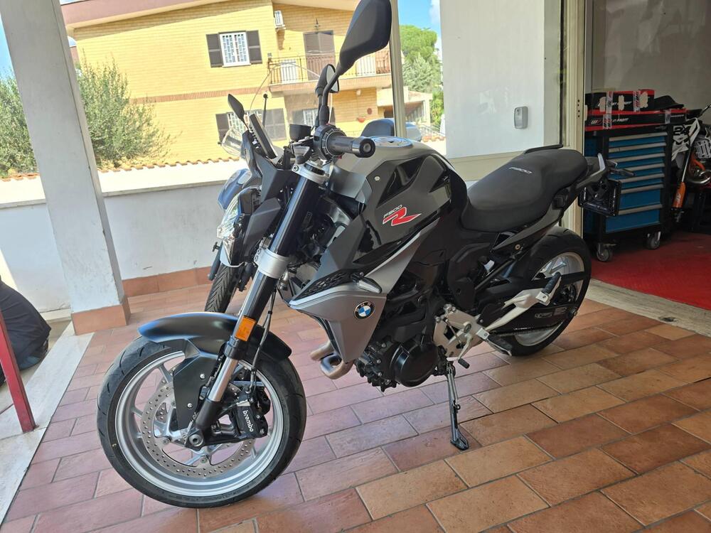 Bmw F 900 R (2021 - 24) (4)