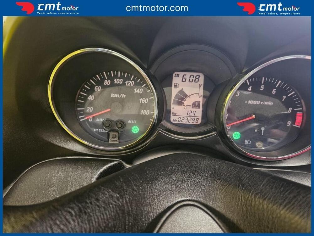 Yamaha Majesty 400 (2004 - 08) (5)