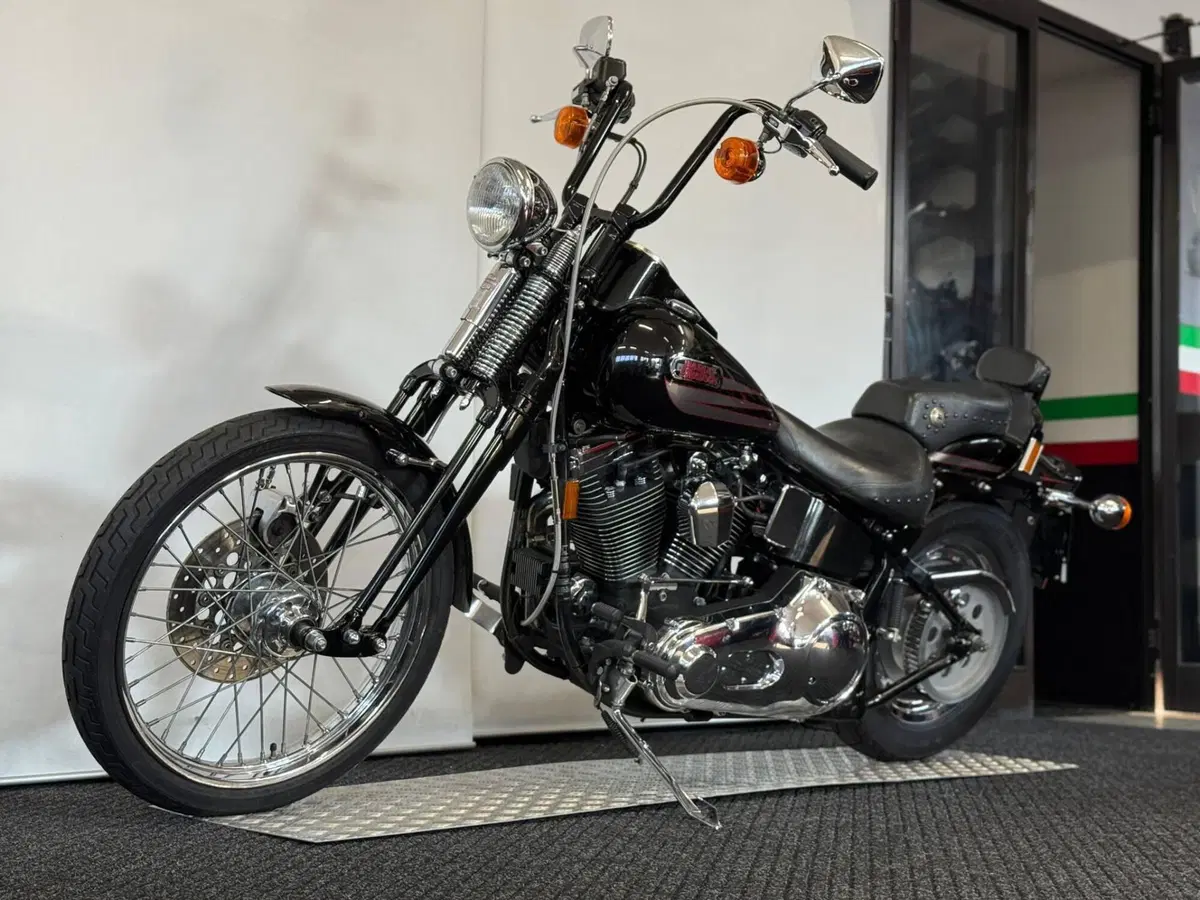 Harley-Davidson 1340 Heritage Springer (1997 - 99) - FLSTS (4)