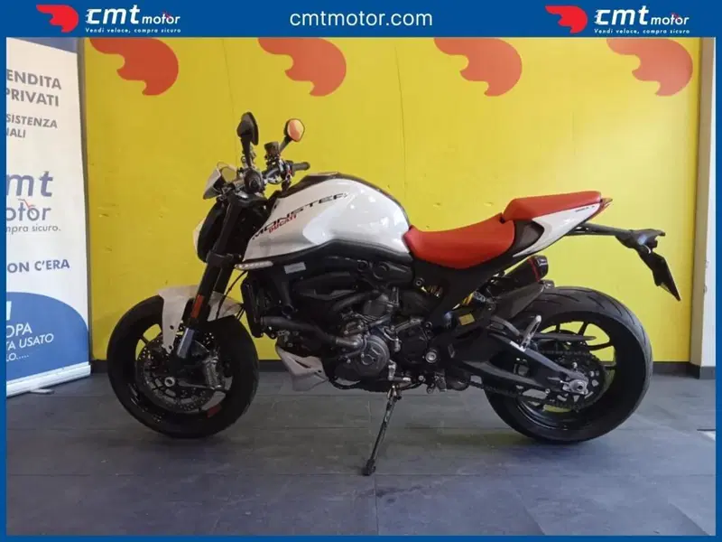 Ducati Monster 937 + (2021 - 25) (5)