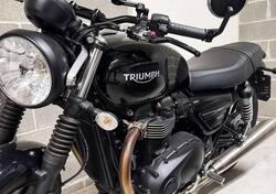 Triumph Street Twin 900 (2021 - 22) usata