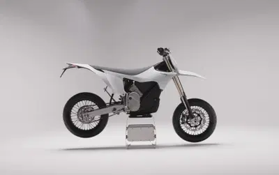 Novit&agrave; Stark VARG SM: dopo la cross e la enduro arriva la versione Supermotard [VIDEO]