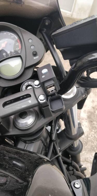 Kawasaki ER-6N (2005 - 08) (4)