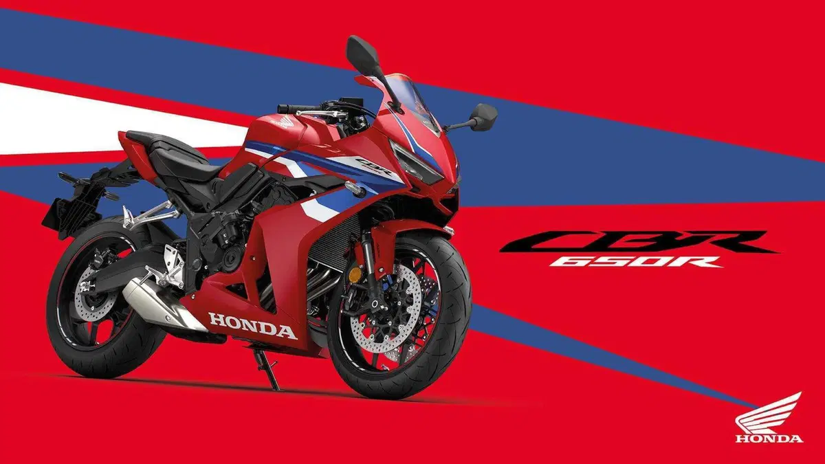 Honda CBR650R e CB650R si aggiornano: ecco le nuove colorazioni 2026 [GALLERY] (11)