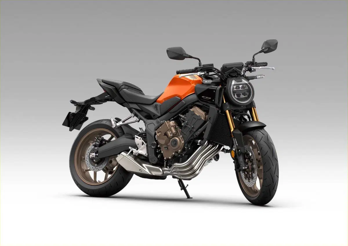 Honda CBR650R e CB650R si aggiornano: ecco le nuove colorazioni 2026 [GALLERY] (22)