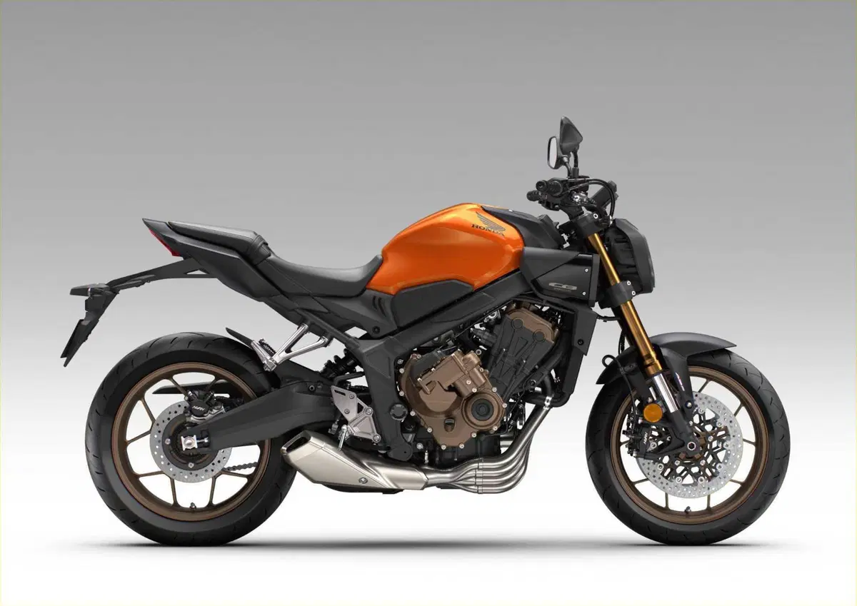 Honda CBR650R e CB650R si aggiornano: ecco le nuove colorazioni 2026 [GALLERY] (23)