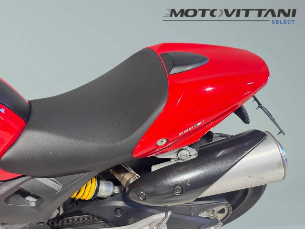 Ducati Monster 696 Plus (2007 - 14) (4)