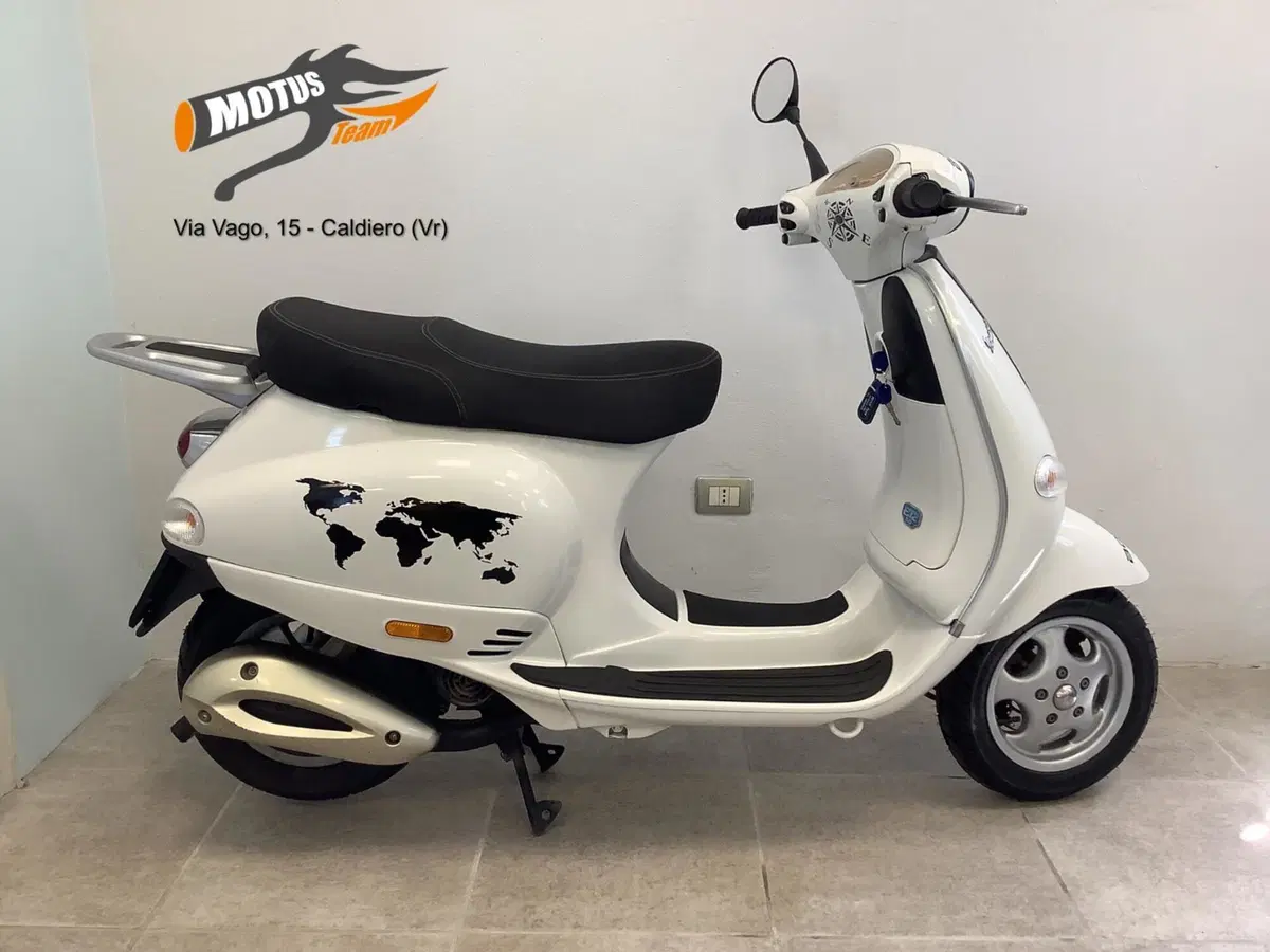 Piaggio Vespa 50 4M